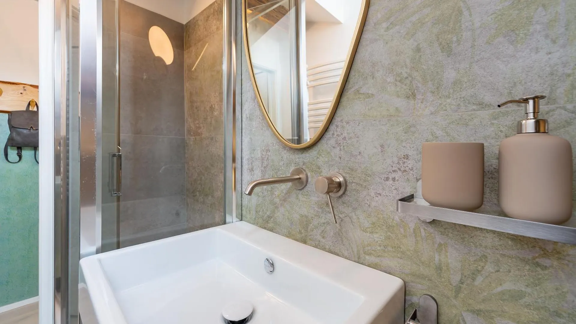 Appartement Central Station Comfort Suite - Duomo 15 Min Milan