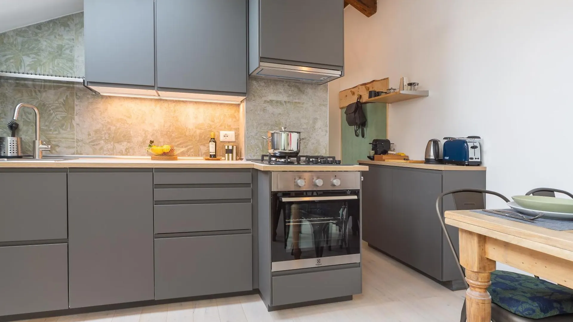 Appartement Central Station Comfort Suite - Duomo 15 Min Milan
